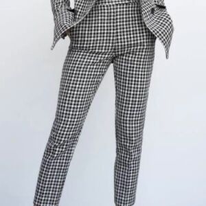 Zara black & white plaid pants size s.